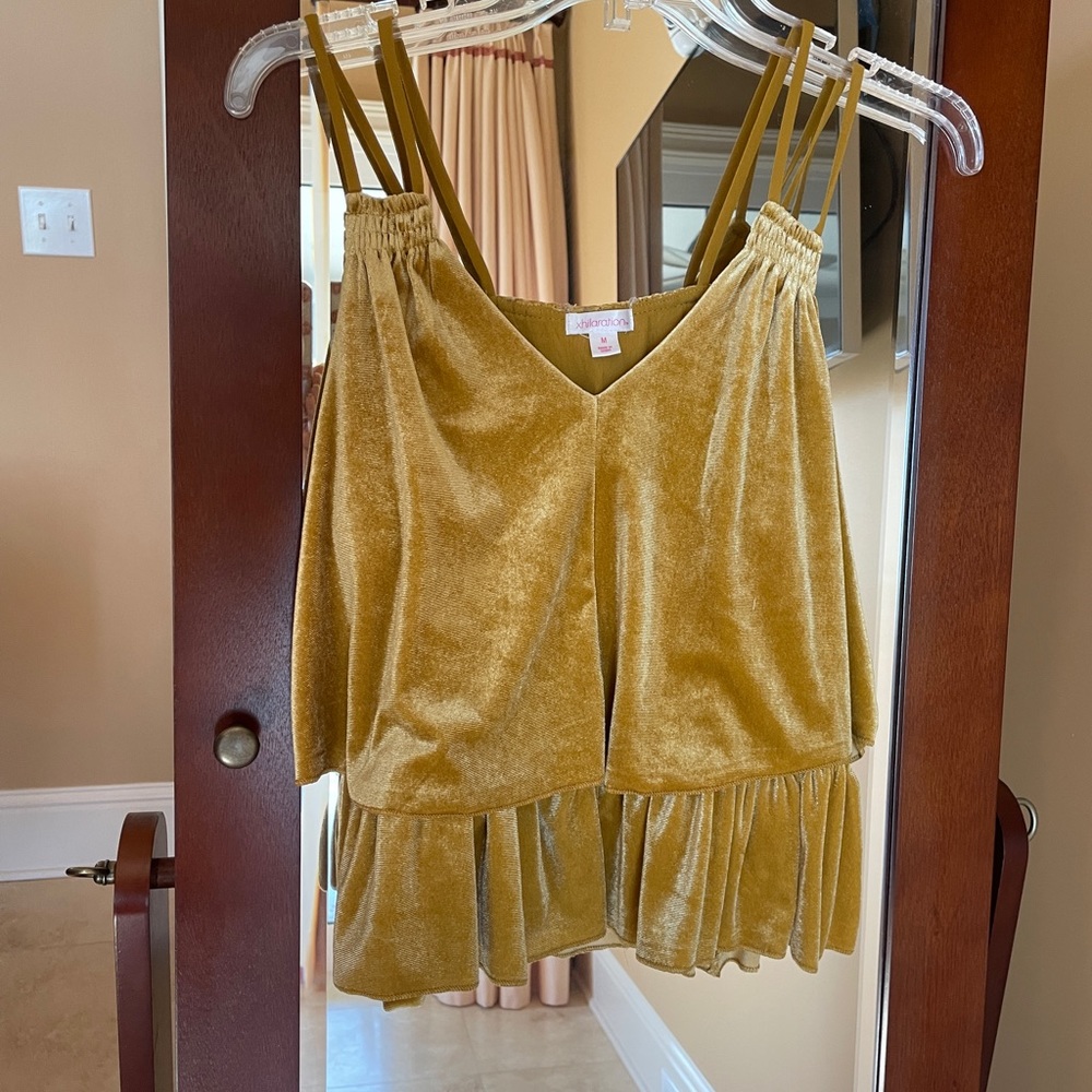 Gold Velvet Top Medium